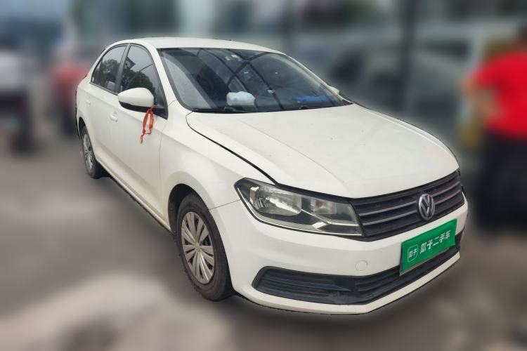 Used Volkswagen Santana 2016 1.4L Manual Fashion Edition Front Right 45 Deg