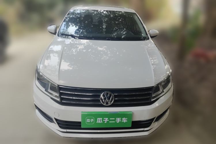 Used Volkswagen Santana 2016 1.6L Manual Comfort Edition Front