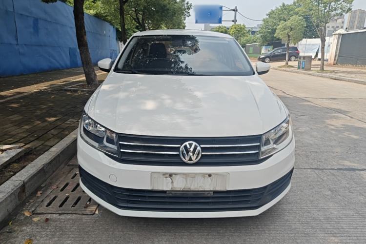 Used Volkswagen Santana 2016 1.4L Manual Fashion Edition Front