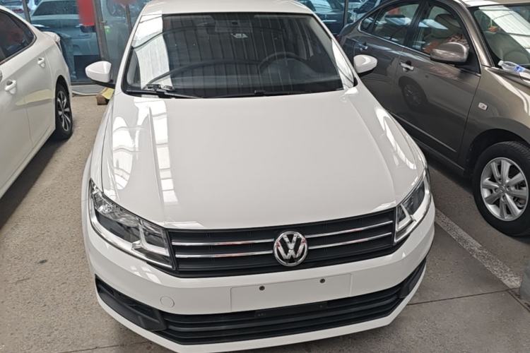 Used Volkswagen Santana 2016 1.6L Automatic Fashion Edition Front