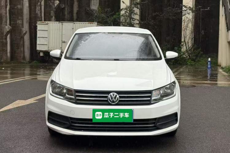 Used Volkswagen Santana 2016 1.4L Manual Fashion Edition Front