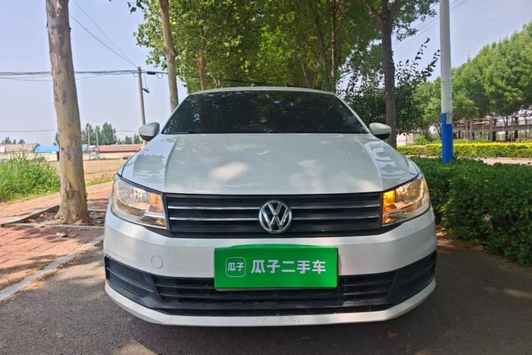 Used Volkswagen Santana 2016 1.4L Manual Fashion Edition Front