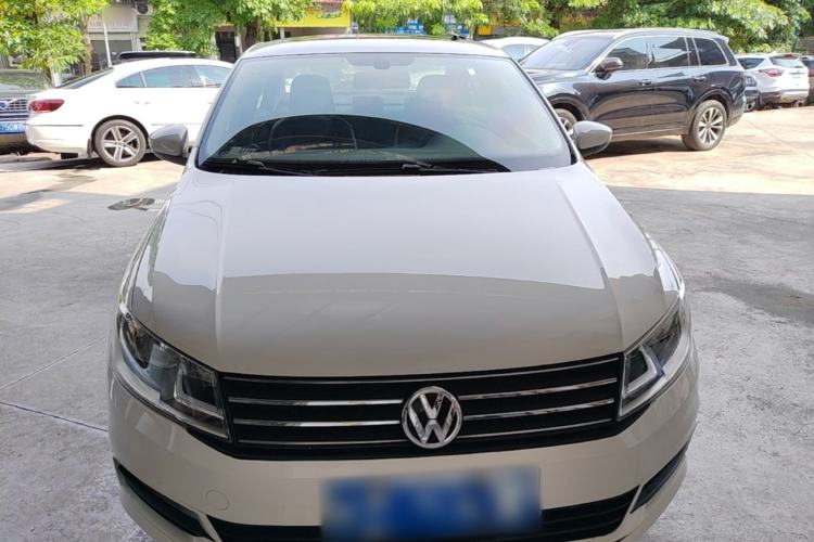 Used Volkswagen Santana 2016 1.6L Automatic Comfort Edition Front