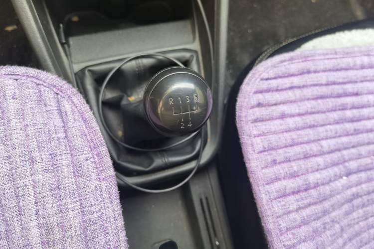 Used Volkswagen Santana 2016 1.6L Manual Fashion Edition Gear Lever