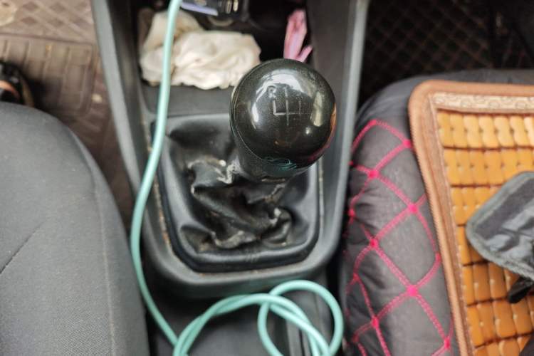 Used Volkswagen Santana 2016 1.6L Manual Fashion Edition Gear Lever