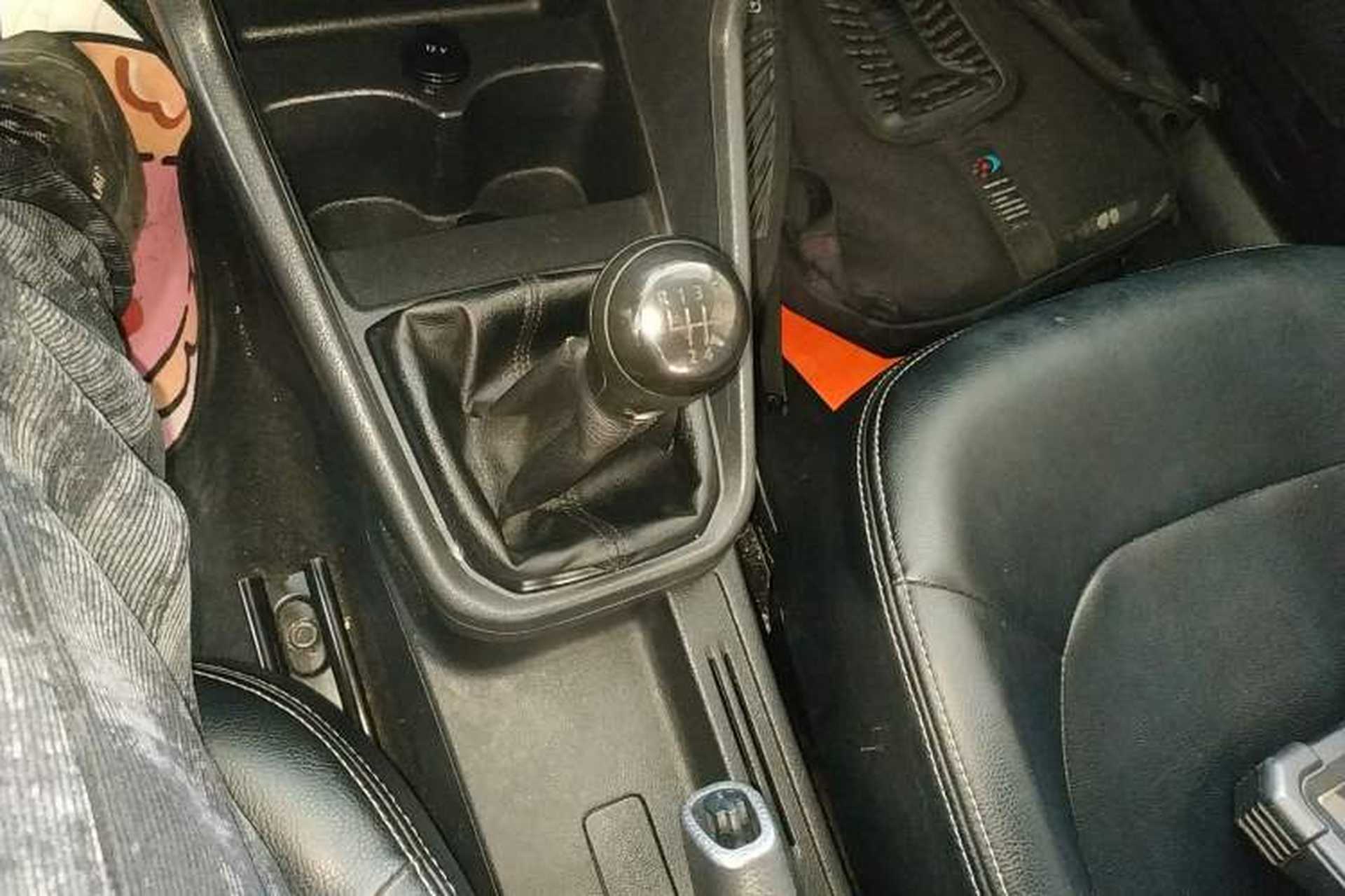 Used Volkswagen Santana 2016 1.4L Manual Fashion Edition Gear Lever