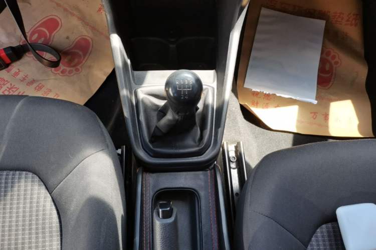 Used Volkswagen Santana 2016 1.4L Manual Fashion Edition Gear Lever