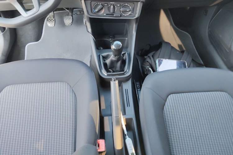 Used Volkswagen Santana 2016 1.4L Manual Fashion Edition Gear Lever