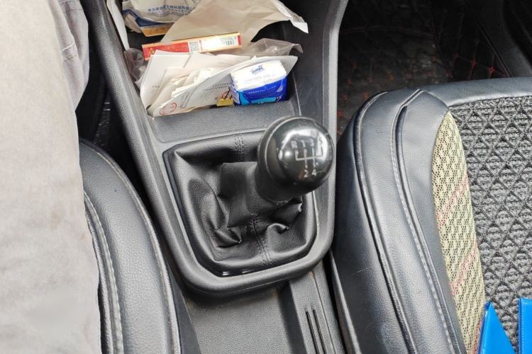 Used Volkswagen Santana 2016 1.6L Manual Fashion Edition Gear Lever