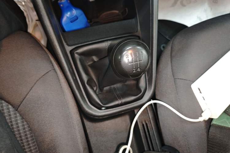 Used Volkswagen Santana 2016 1.4L Manual Fashion Edition Gear Lever