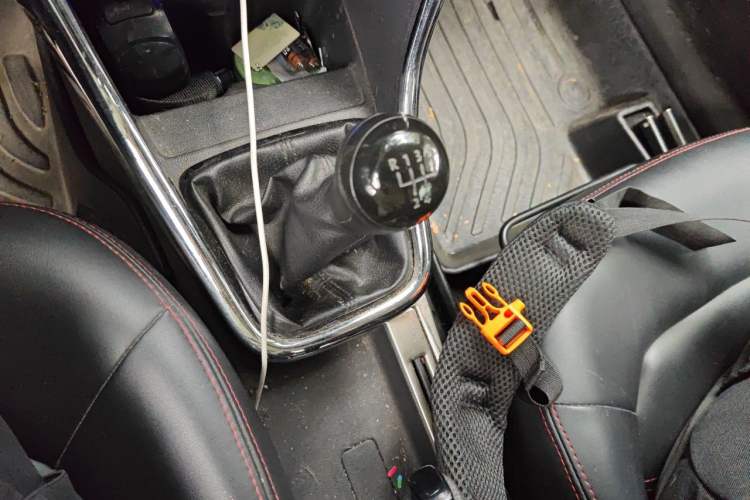 Used Volkswagen Santana 2016 1.4L Manual Fashion Edition Gear Lever