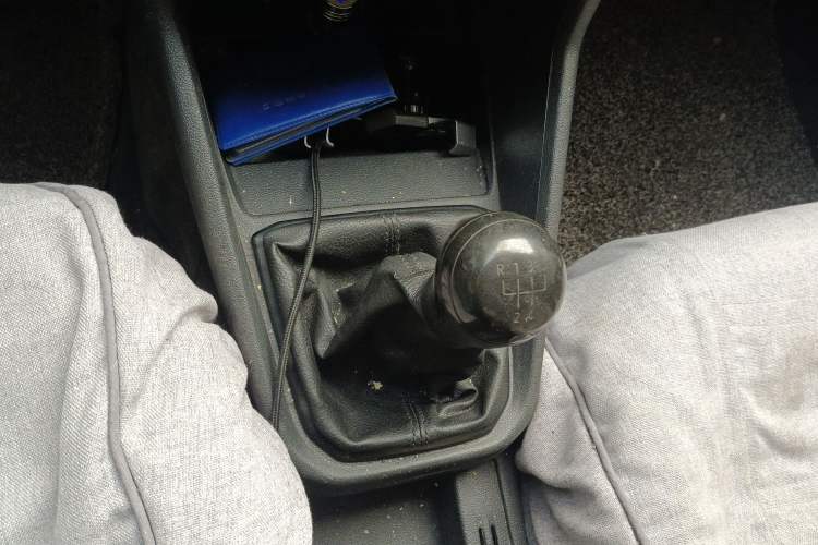 Used Volkswagen Santana 2016 1.4L Manual Fashion Edition Gear Lever