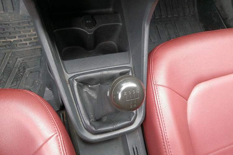 Used Volkswagen Santana 2016 1.6L Manual Fashion Edition Gear Lever