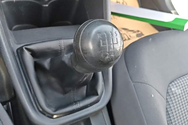 Used Volkswagen Santana 2016 1.4L Manual Fashion Edition Gear Lever