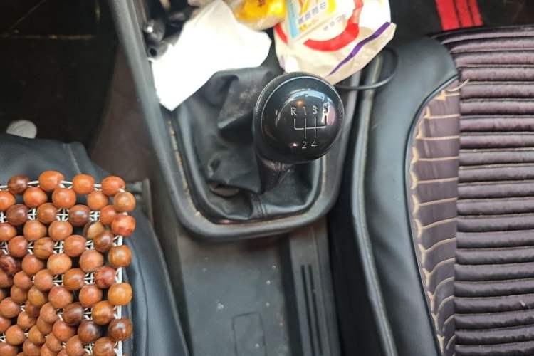 Used Volkswagen Santana 2016 1.4L Manual Fashion Edition Gear Lever