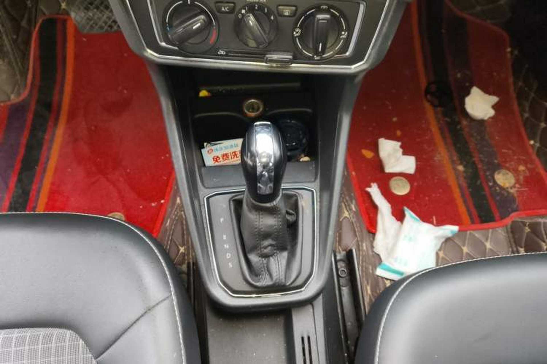Used Volkswagen Santana 2016 1.6L Automatic Comfort Edition Gear Lever