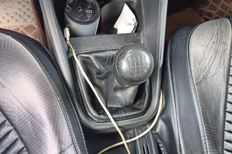 Used Volkswagen Santana 2016 1.6L Manual Fashion Edition Gear Lever