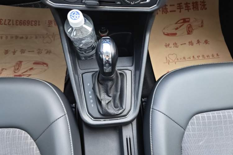 Used Volkswagen Santana 2016 1.6L Automatic Comfort Edition Gear Lever