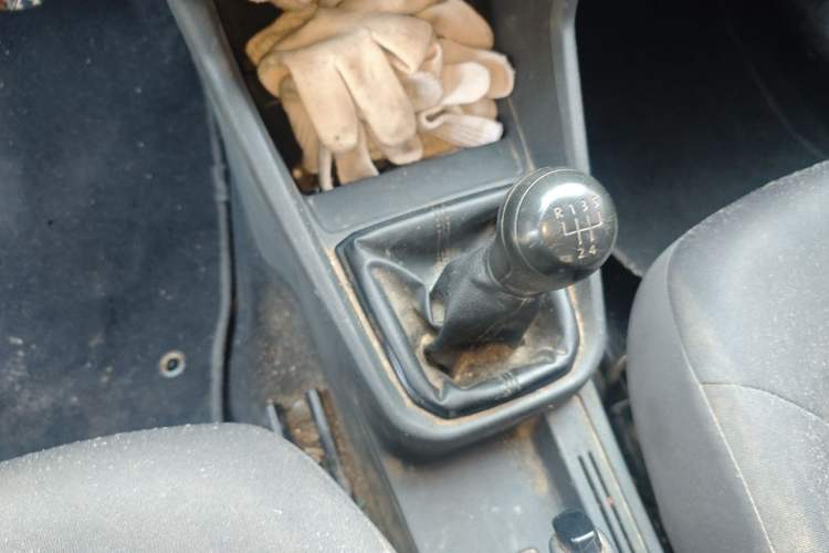 Used Volkswagen Santana 2016 1.4L Manual Fashion Edition Gear Lever