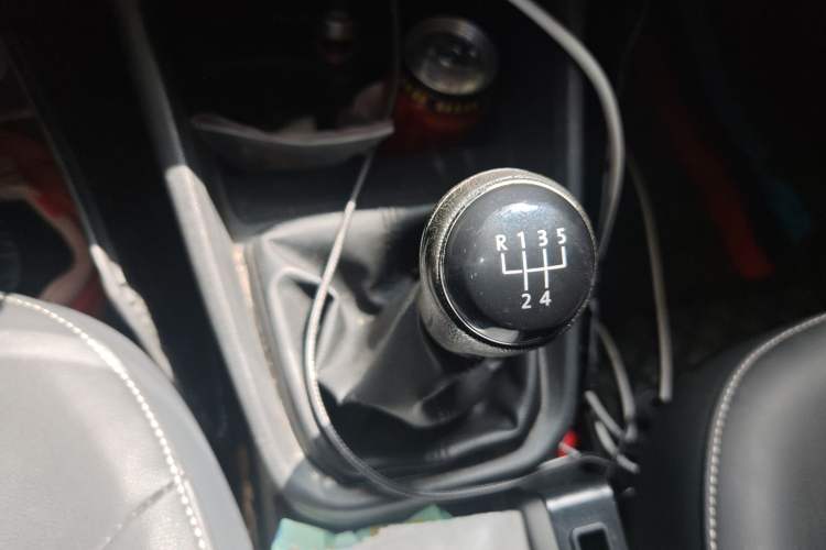 Used Volkswagen Santana 2016 1.6L Manual Comfort Edition Gear Lever