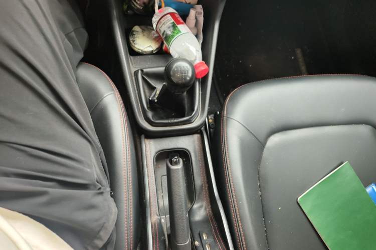 Used Volkswagen Santana 2016 1.4L Manual Fashion Edition Gear Lever