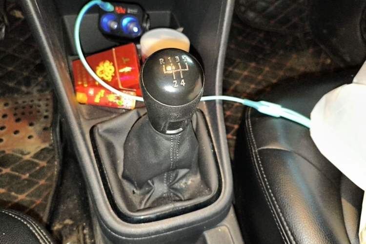 Used Volkswagen Santana 2016 1.4L Manual Fashion Edition Gear Lever