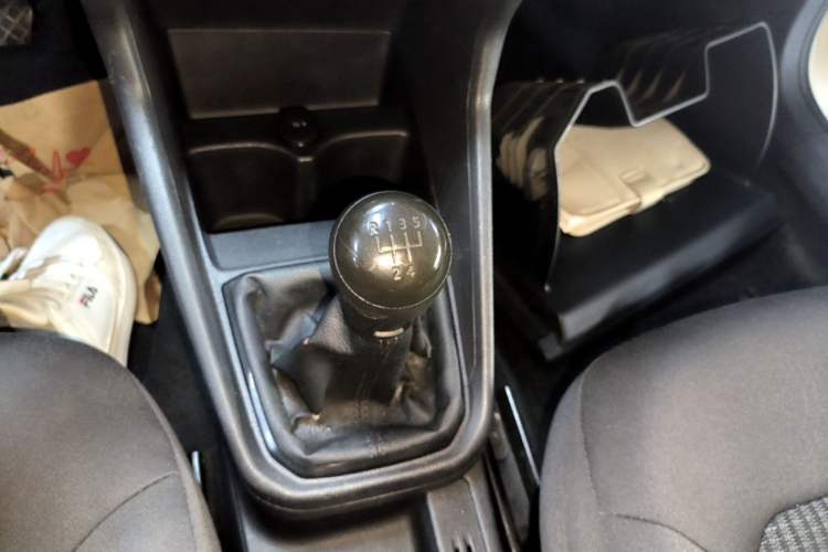 Used Volkswagen Santana 2016 1.4L Manual Fashion Edition Gear Lever