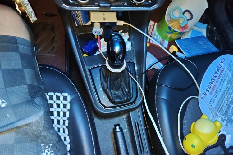 Used Volkswagen Santana 2016 1.6L Automatic Comfort Edition Gear Lever