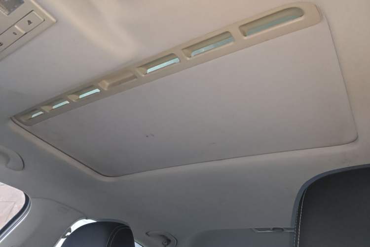 Used Volkswagen Santana 2016 1.6L Automatic Comfort Edition Headliner