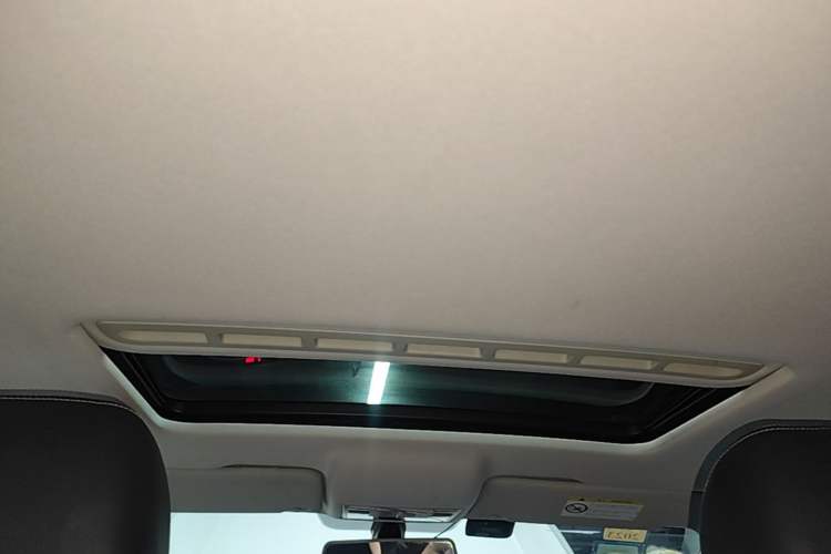Used Volkswagen Santana 2016 1.6L Automatic Comfort Edition Headliner