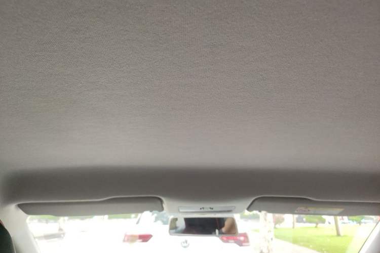 Used Volkswagen Santana 2016 1.6L Automatic Fashion Edition Headliner