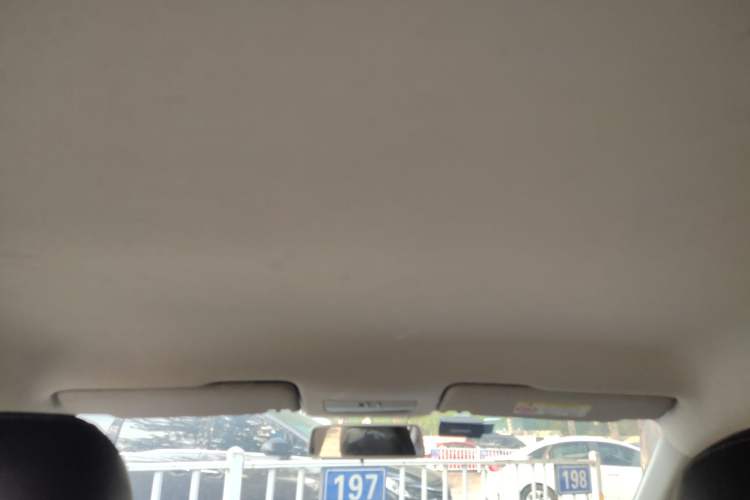 Used Volkswagen Santana 2016 1.6L Automatic Fashion Edition Headliner