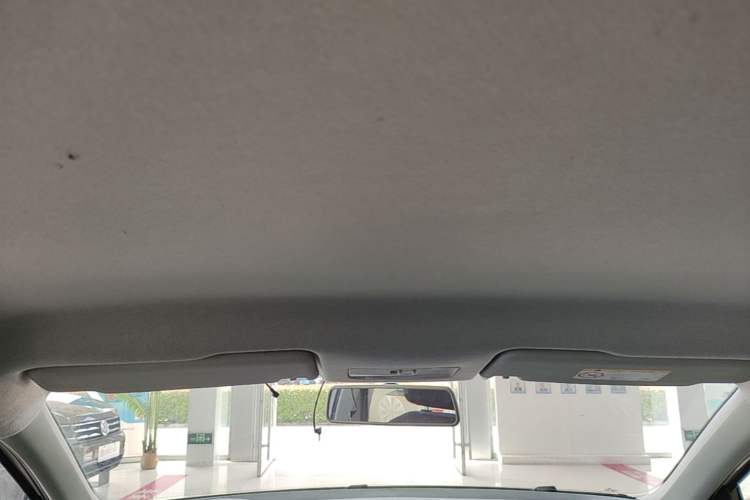 Used Volkswagen Santana 2016 1.4L Manual Fashion Edition Headliner
