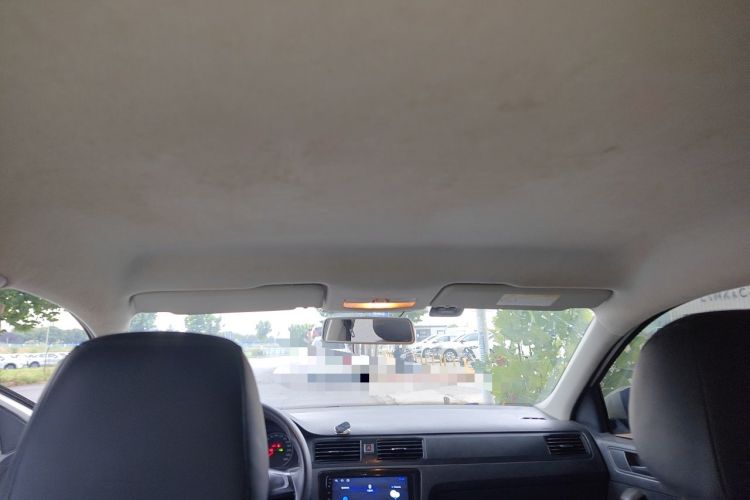 Used Volkswagen Santana 2016 1.6L Automatic Fashion Edition Headliner