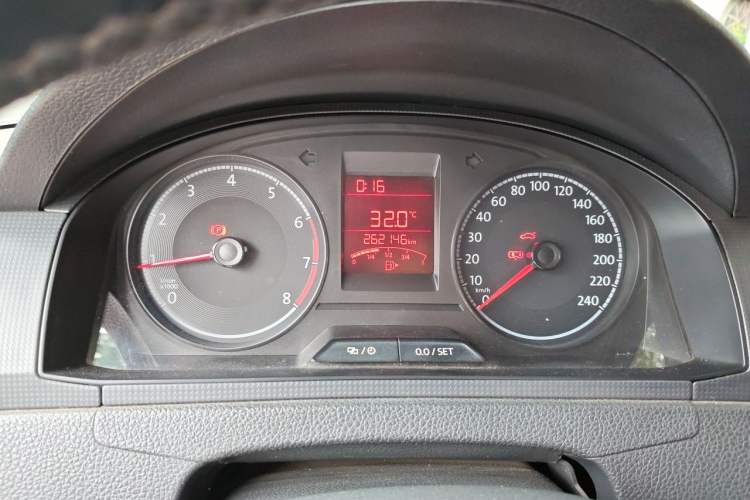 Used Volkswagen Santana 2016 1.6L Manual Fashion Edition Instrument Cluster