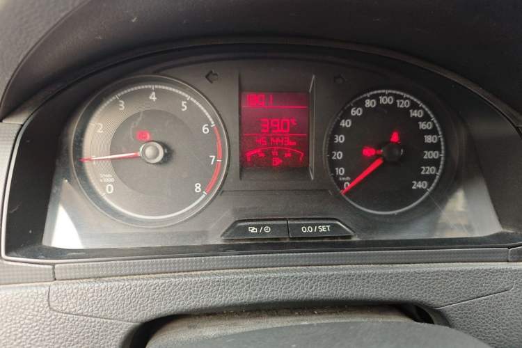 Used Volkswagen Santana 2016 1.6L Manual Fashion Edition Instrument Cluster