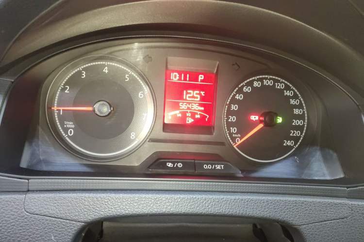 Used Volkswagen Santana 2016 1.6L Automatic Fashion Edition Instrument Cluster