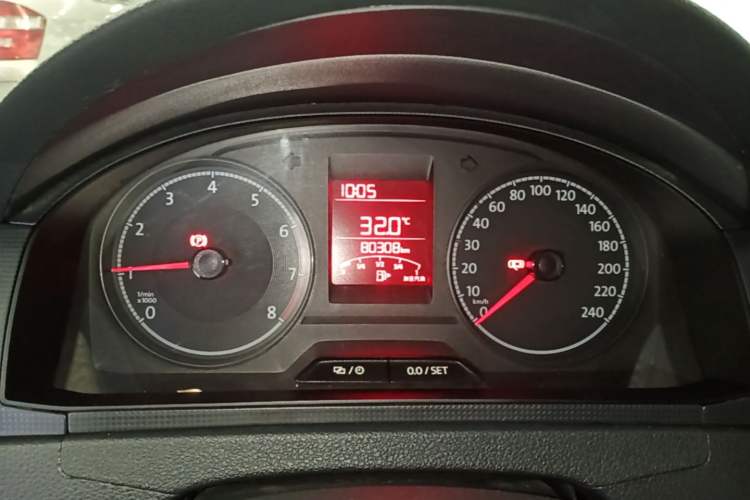 Used Volkswagen Santana 2016 1.6L Manual Fashion Edition Instrument Cluster