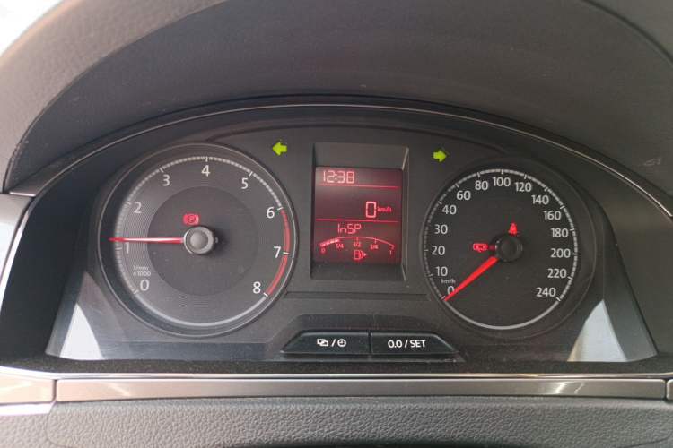 Used Volkswagen Santana 2016 1.6L Manual Comfort Edition Instrument Cluster