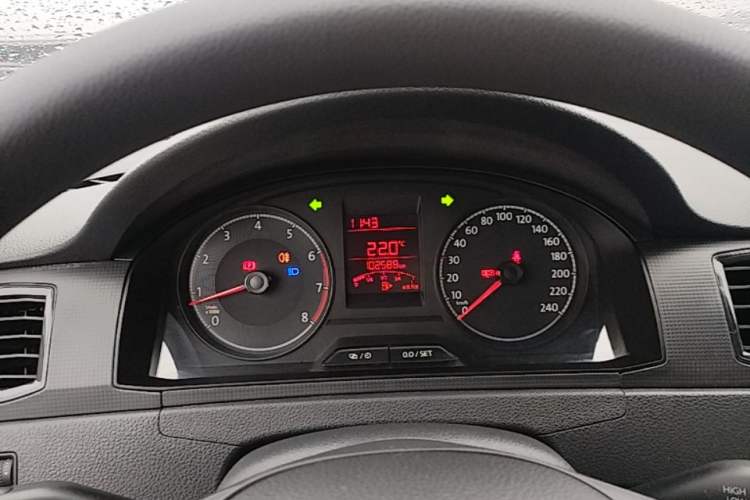 Used Volkswagen Santana 2016 1.6L Manual Fashion Edition Instrument Cluster