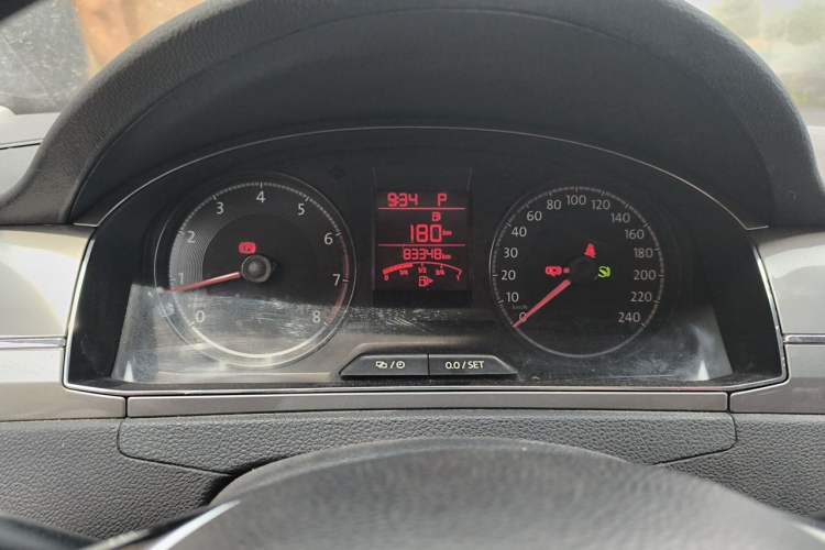 Used Volkswagen Santana 2016 1.6L Automatic Comfort Edition Instrument Cluster