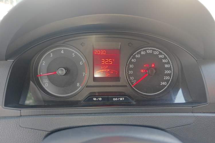 Used Volkswagen Santana 2016 1.4L Manual Fashion Edition Instrument Cluster
