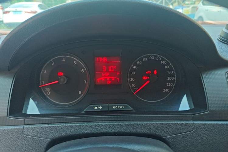 Used Volkswagen Santana 2016 1.6L Manual Fashion Edition Instrument Cluster