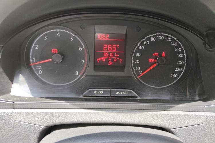 Used Volkswagen Santana 2016 1.6L Manual Fashion Edition Instrument Cluster