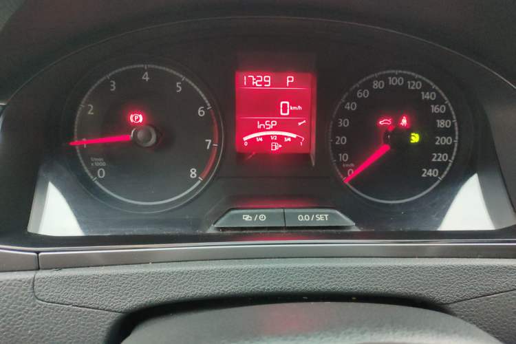 Used Volkswagen Santana 2016 1.6L Automatic Comfort Edition Instrument Cluster