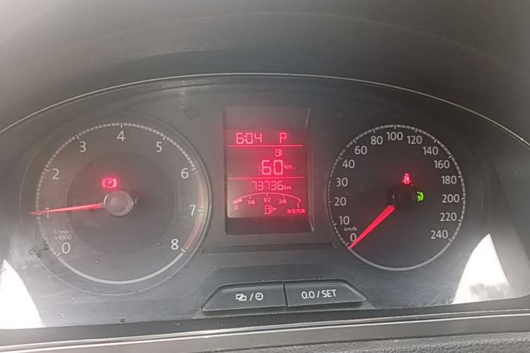 Used Volkswagen Santana 2016 1.6L Automatic Comfort Edition Instrument Cluster