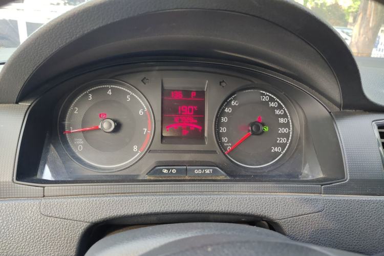 Used Volkswagen Santana 2016 1.6L Automatic Fashion Edition Instrument Cluster