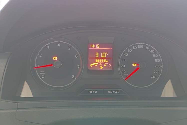 Used Volkswagen Santana 2016 1.6L Manual Fashion Edition Instrument Cluster