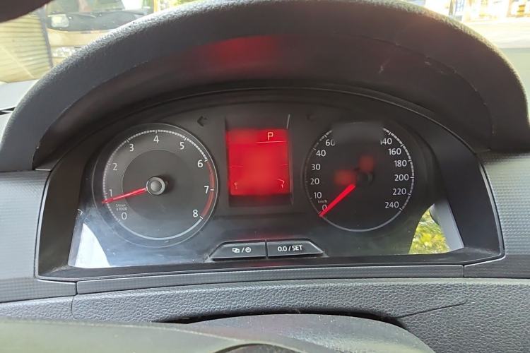 Used Volkswagen Santana 2016 1.6L Automatic Fashion Edition Instrument Cluster