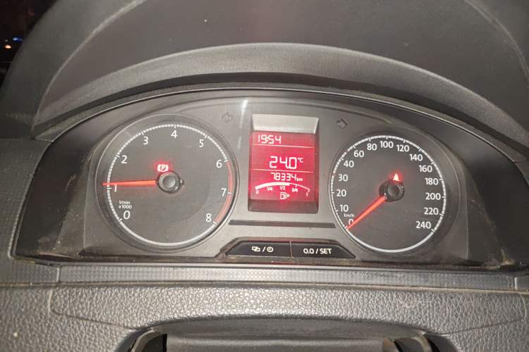 Used Volkswagen Santana 2016 1.6L Manual Fashion Edition Instrument Cluster